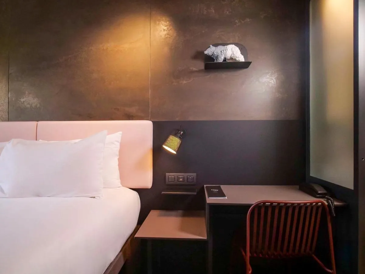 Tribe Paris Batignolles Hotell 4*,  Frankrike