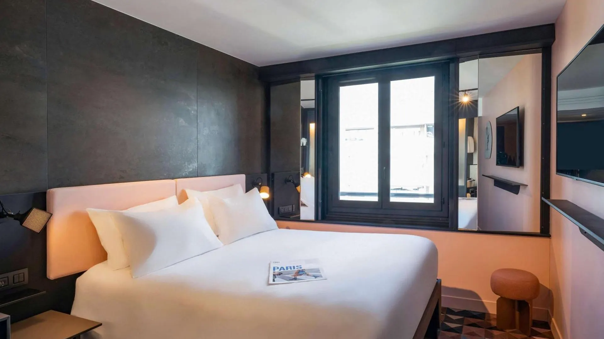 Tribe Paris Batignolles Hotel